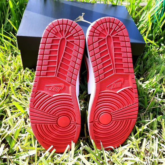 Air Jordan 1 mids gym red, black and white - Picture 4 of 6